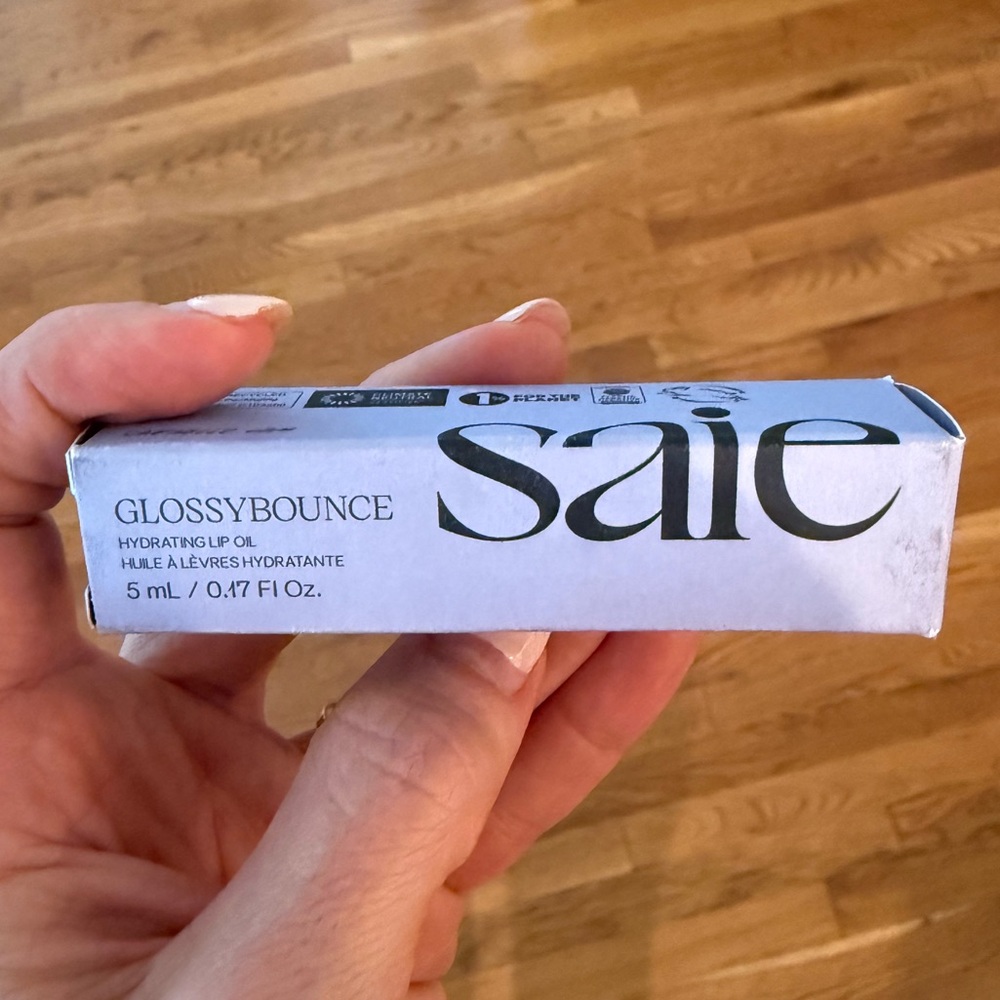Saie GlossyBounce Hydrating Lip Oil- Shake Shimmer